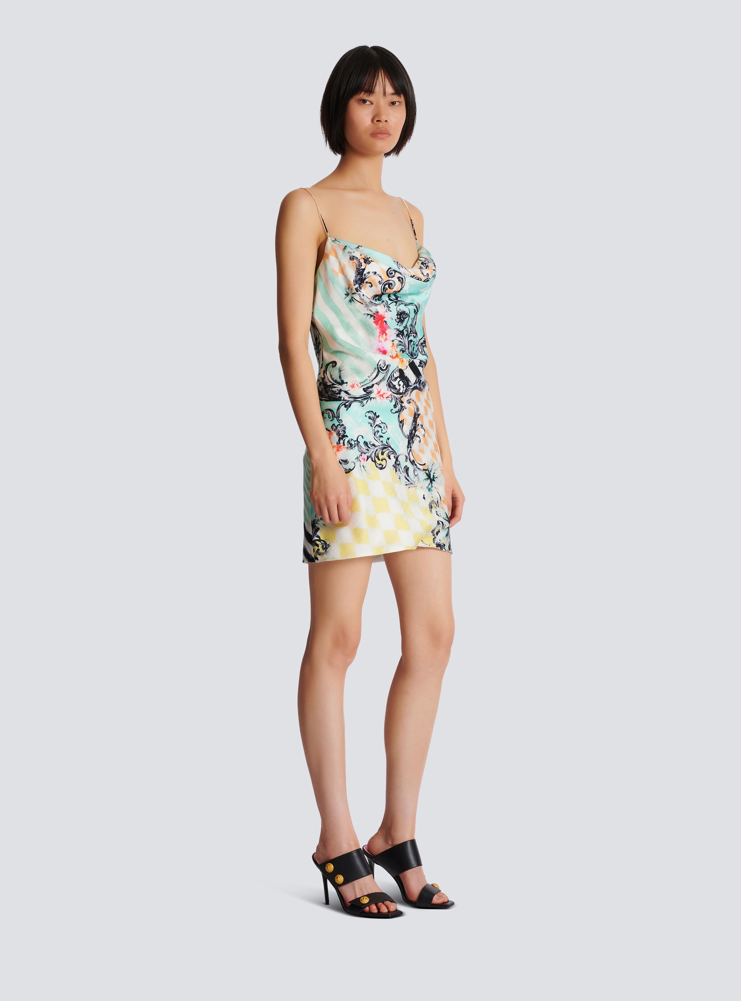 Short satin slip dress with Baroque print - 3