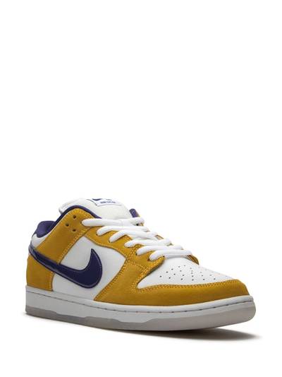 Nike SB Dunk low-top sneakers outlook