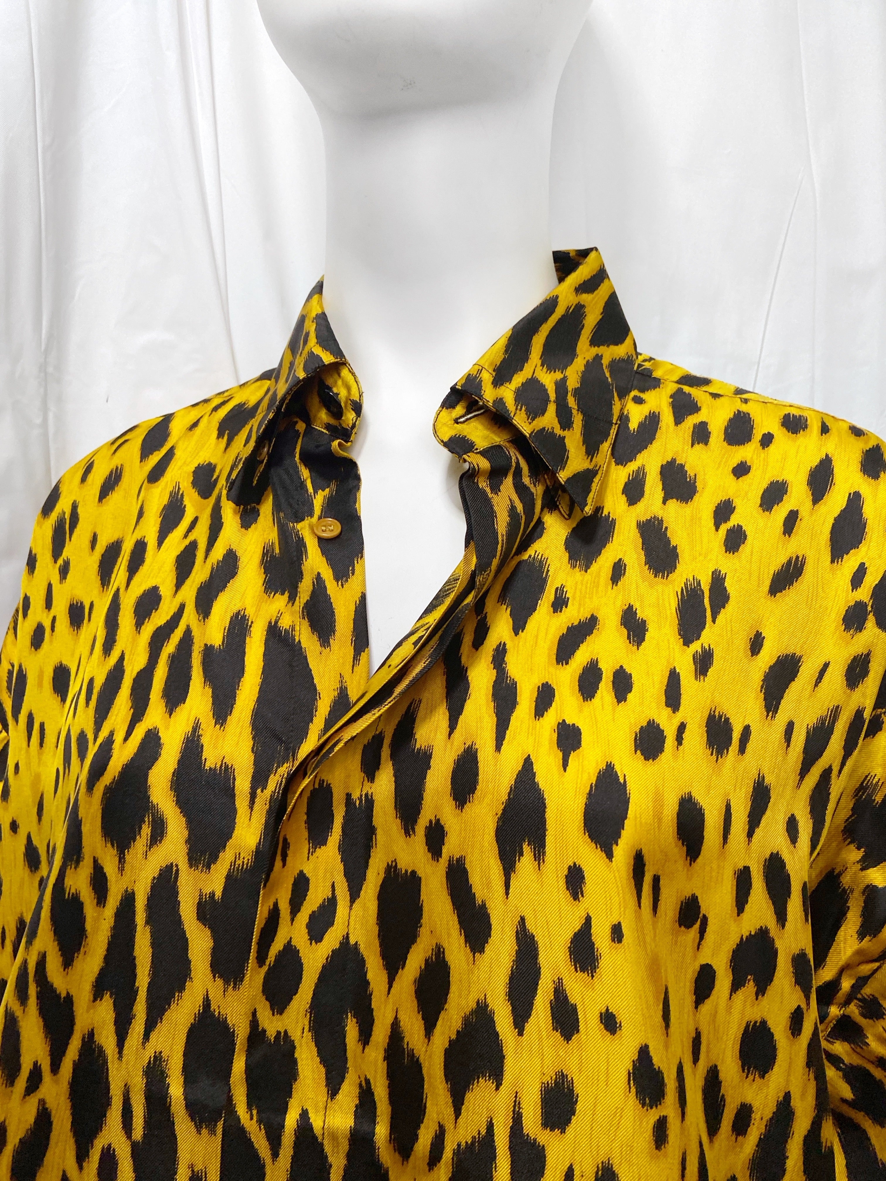 Gianni Versace Spring 1992 Men’s Leopard Print Silk Shirt 44 - 8