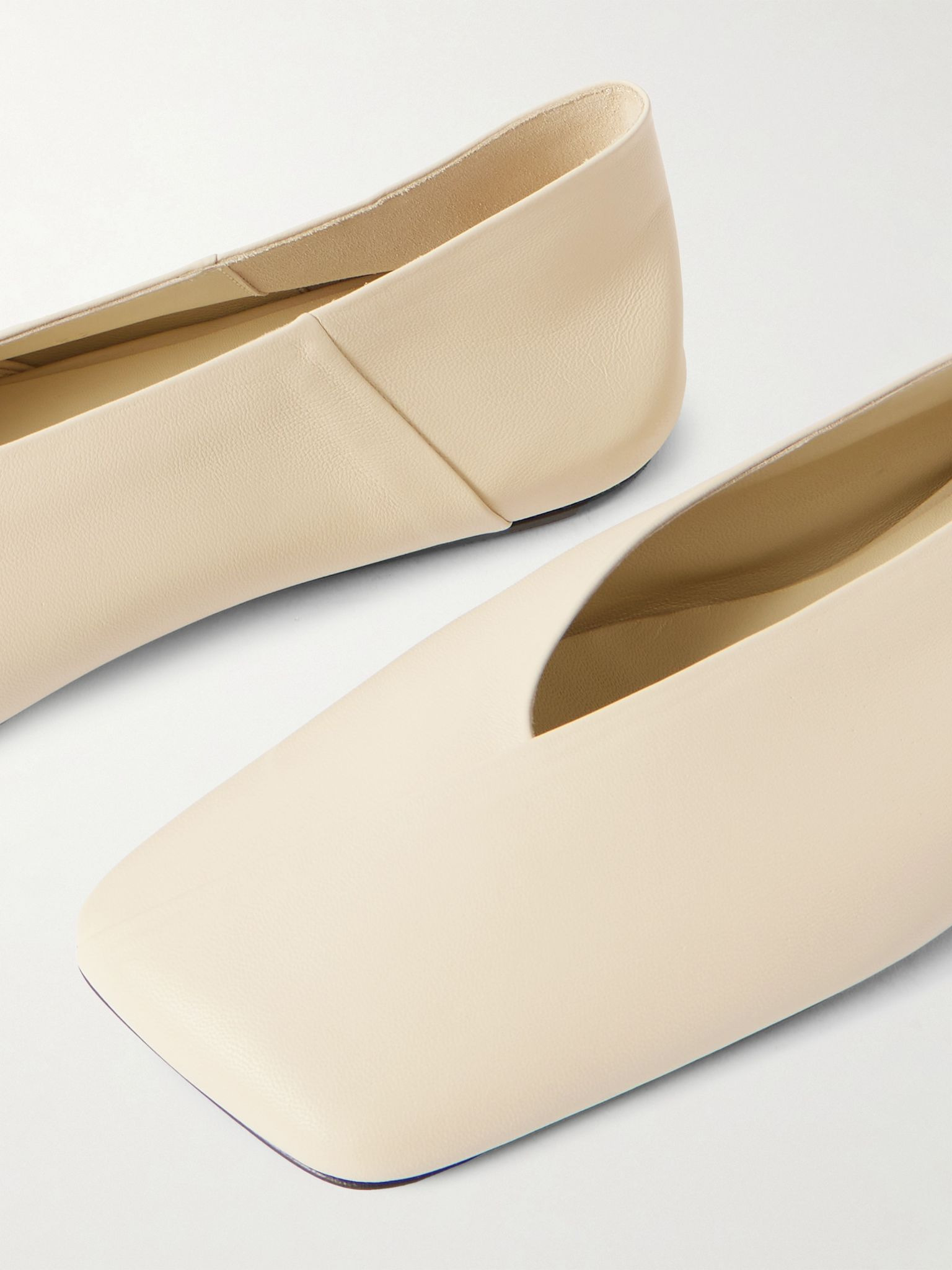 Asymmetric leather ballet flats Cream - 5