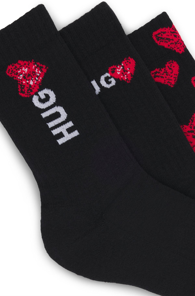 HUGO THREE-PACK OF QUARTER-LENGTH SOCKS WITH HEART MOTIFS outlook