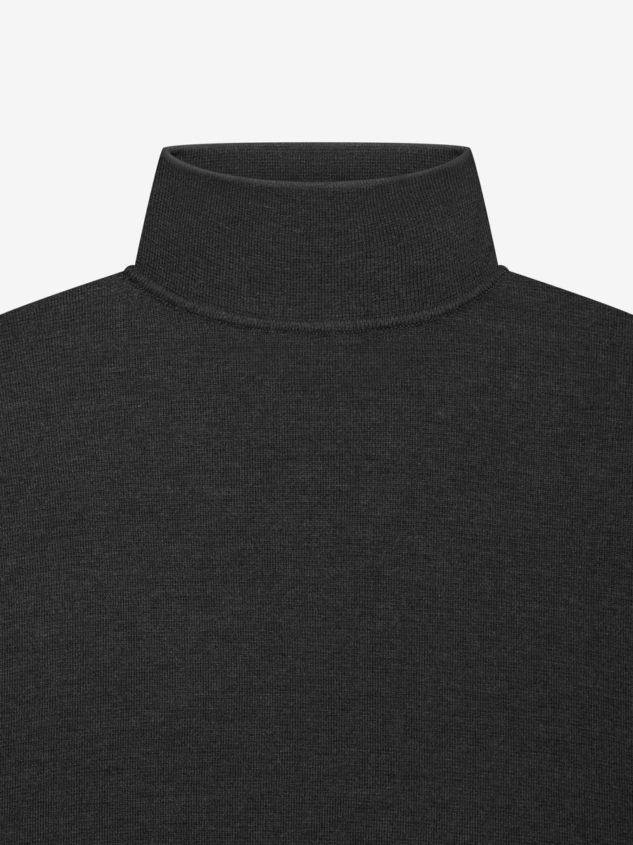 Lightweight Merino Turtleneck - 3