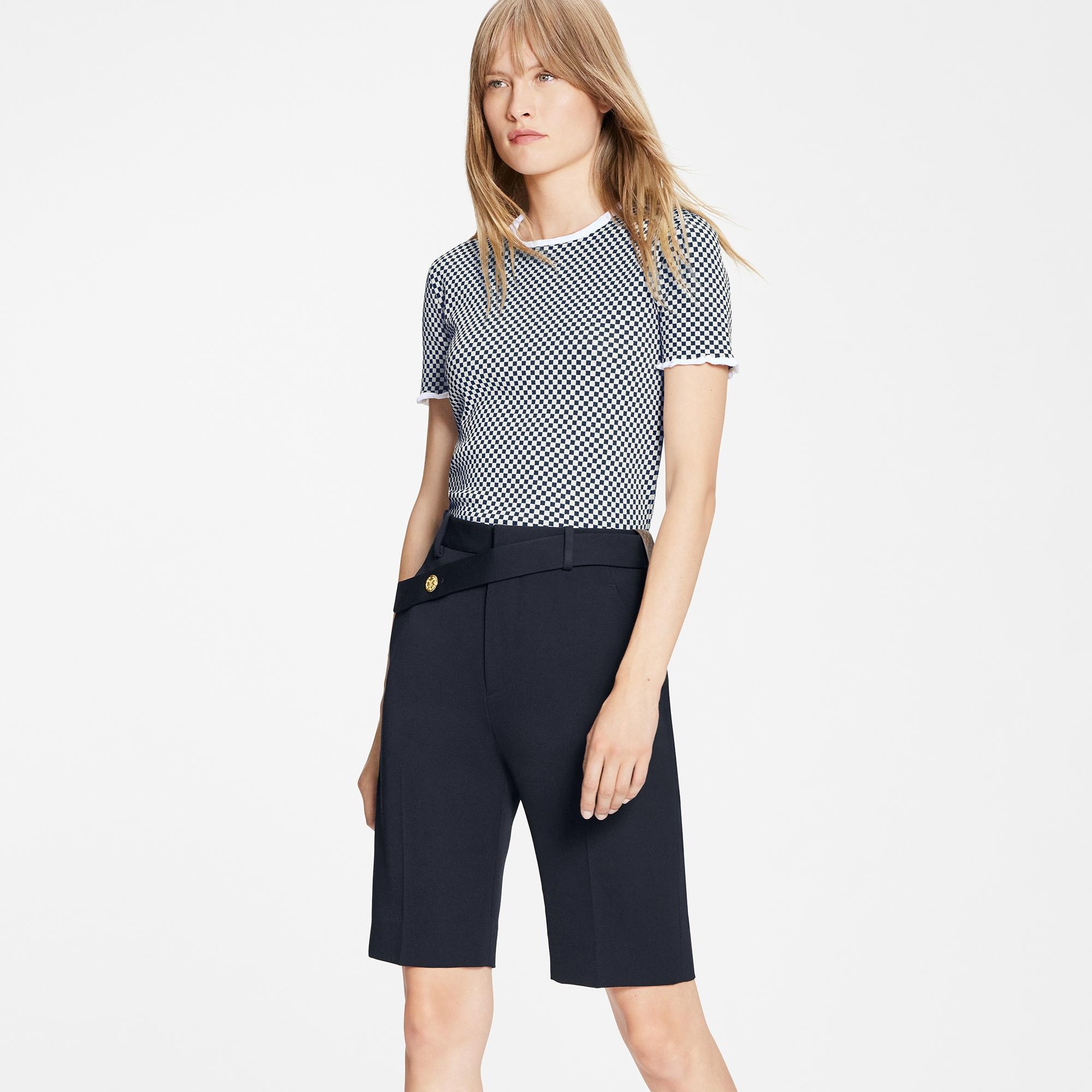 Asymmetrical Waist Bermuda Shorts - 3
