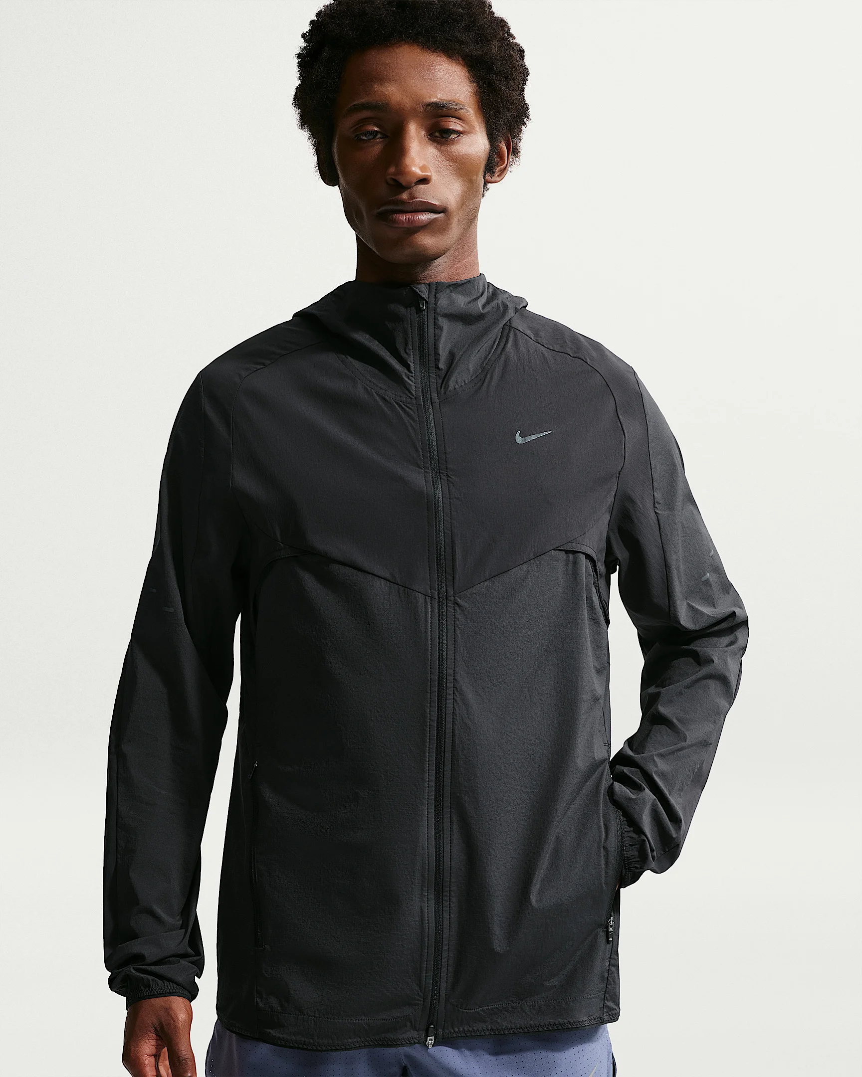 Nike Stride Plus Men's Repel Running Jacket - 1
