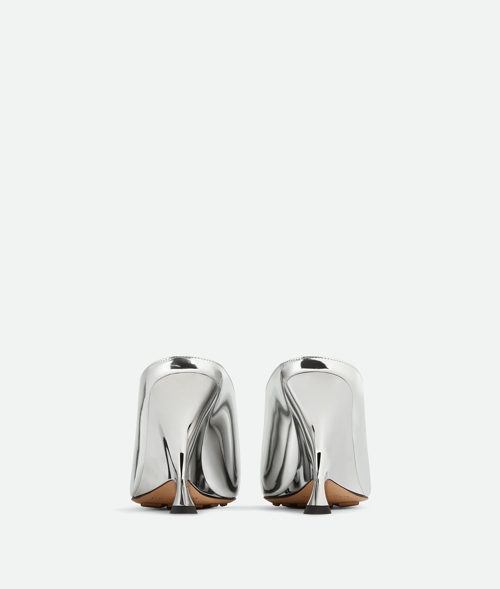 Bottega Veneta Rocket Mule | REVERSIBLE