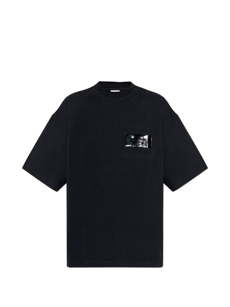 black print T-shirt 1