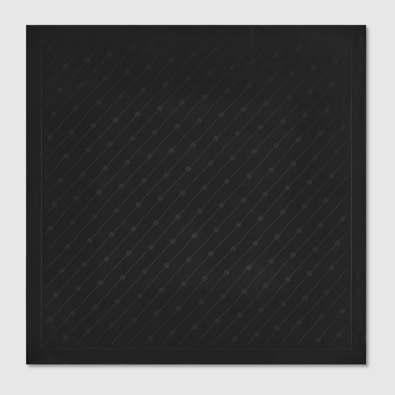 Interlocking G chain silk carré 1