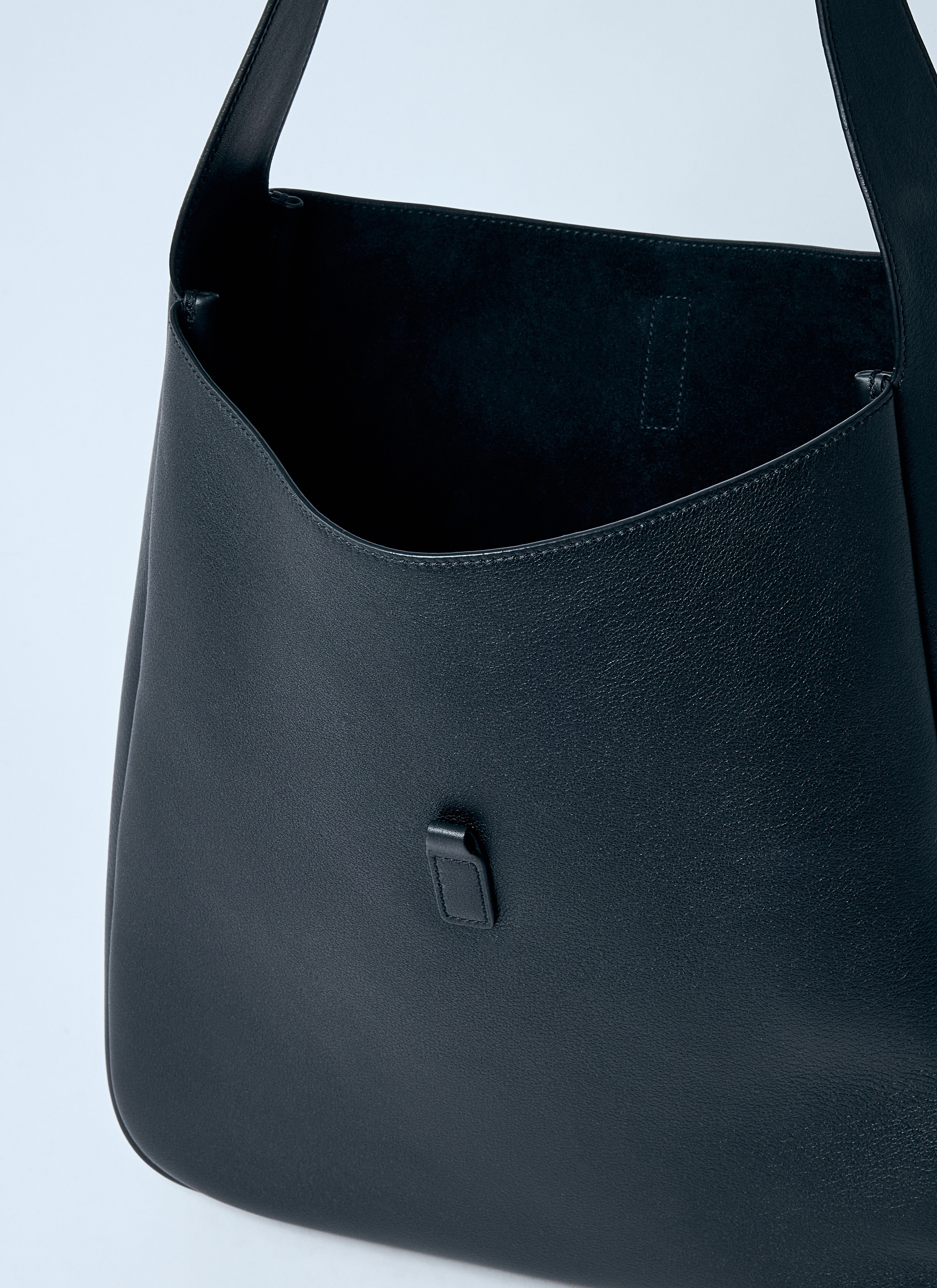 Large Le 5 à 7 Leather Shoulder Bag - 5