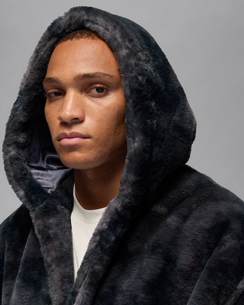 Jordan Brooklyn Men's Faux Fur Robe 3