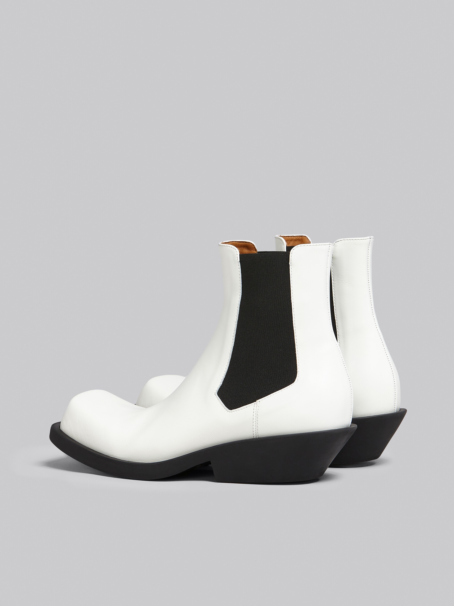 WHITE LEATHER CHELSEA BOOT - 3