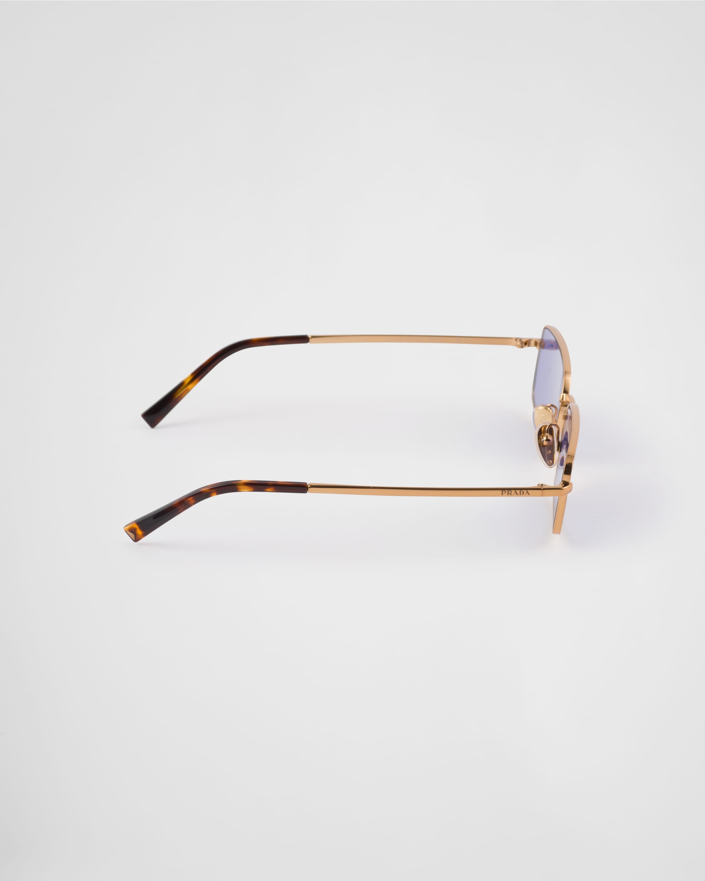 Sunglasses with the Prada logo - 4