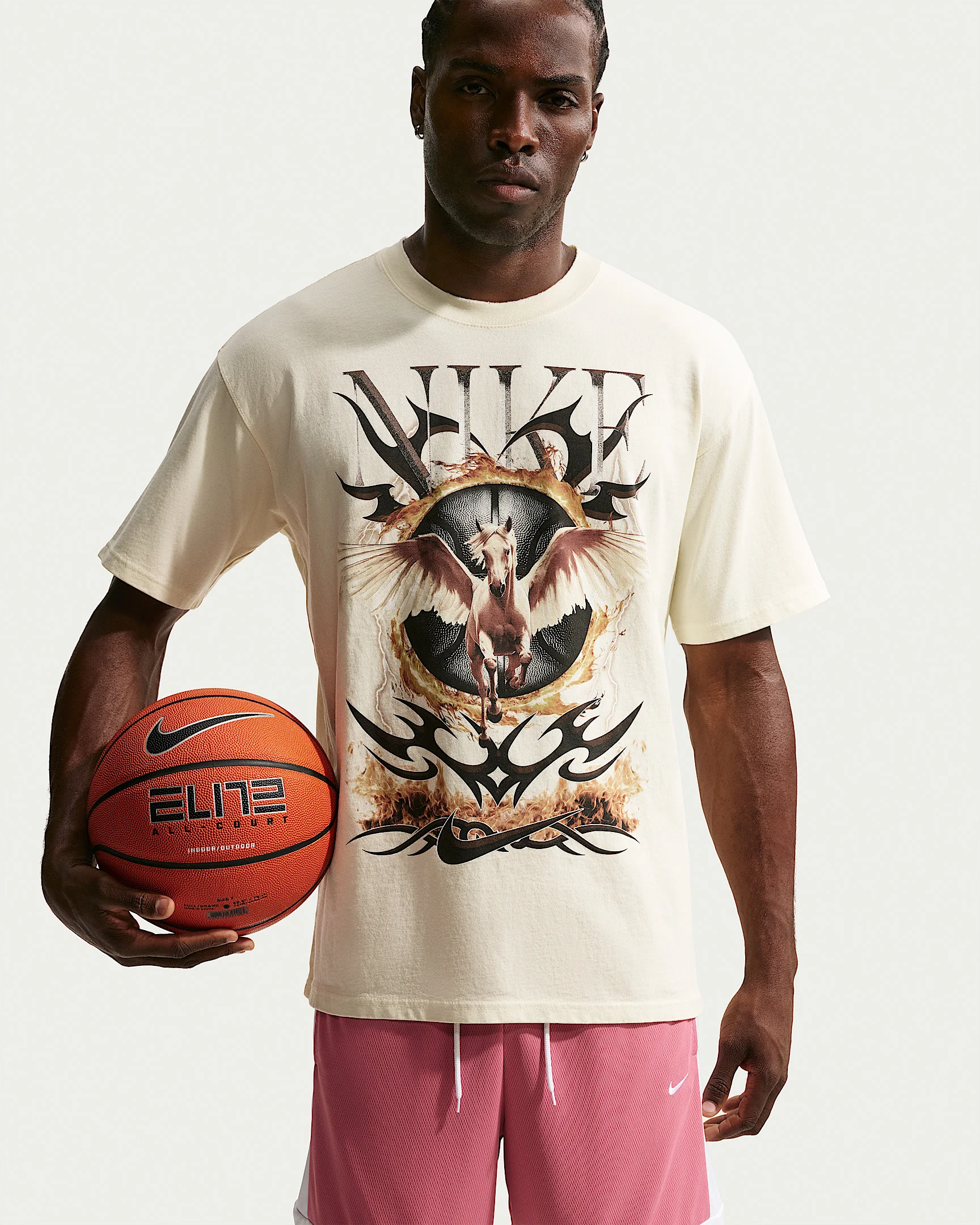 Nike Men's Basketball T-Shirt - 1