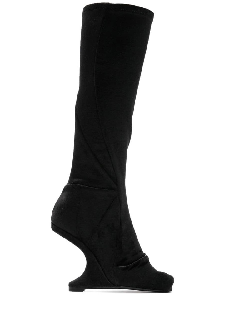 Cantilever 11 sculpted boots 1