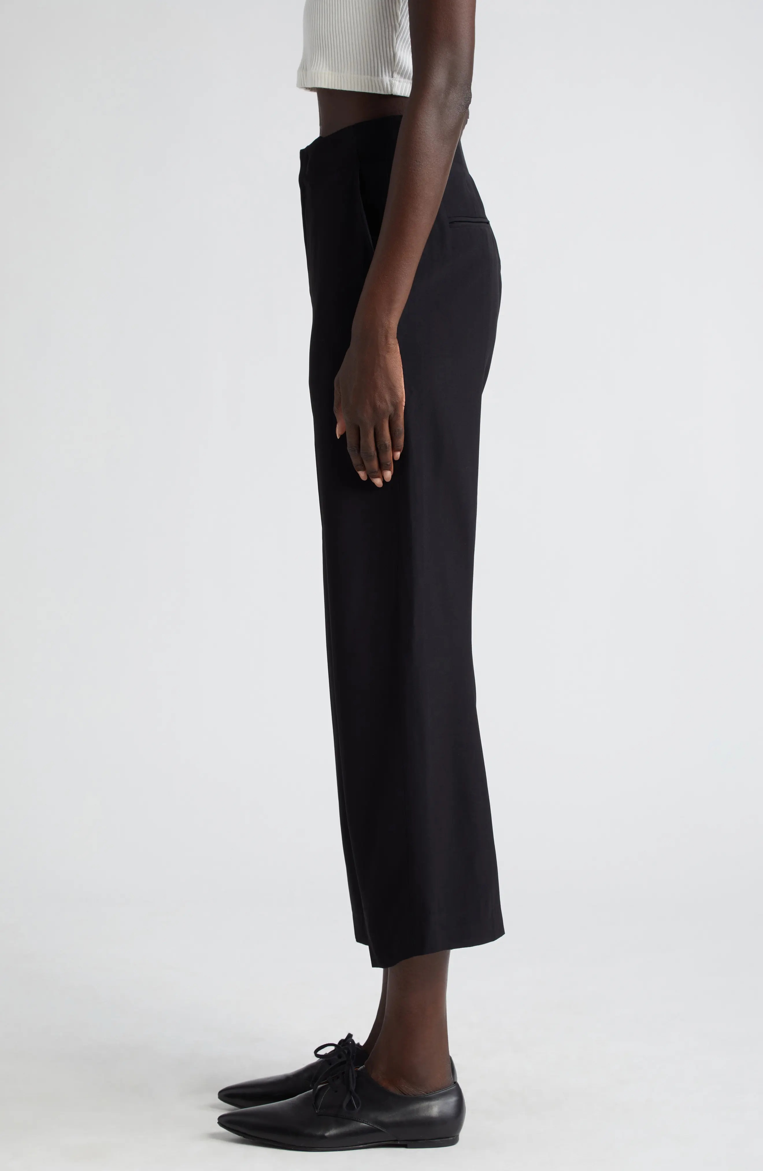 Cheval Crepe Crop Pants - 4