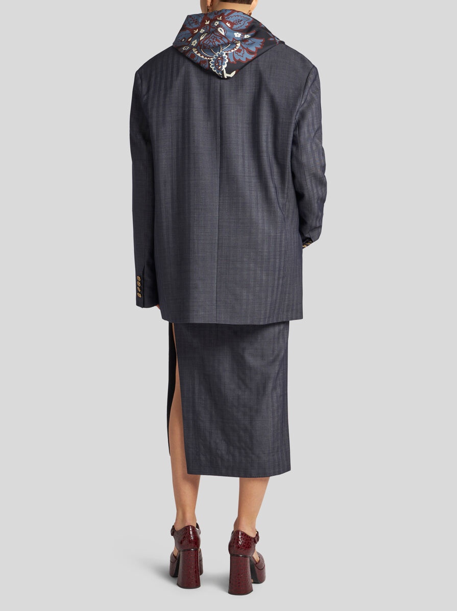 OVERSIZED JACKET WITH PEGASO BUTTONS - 5