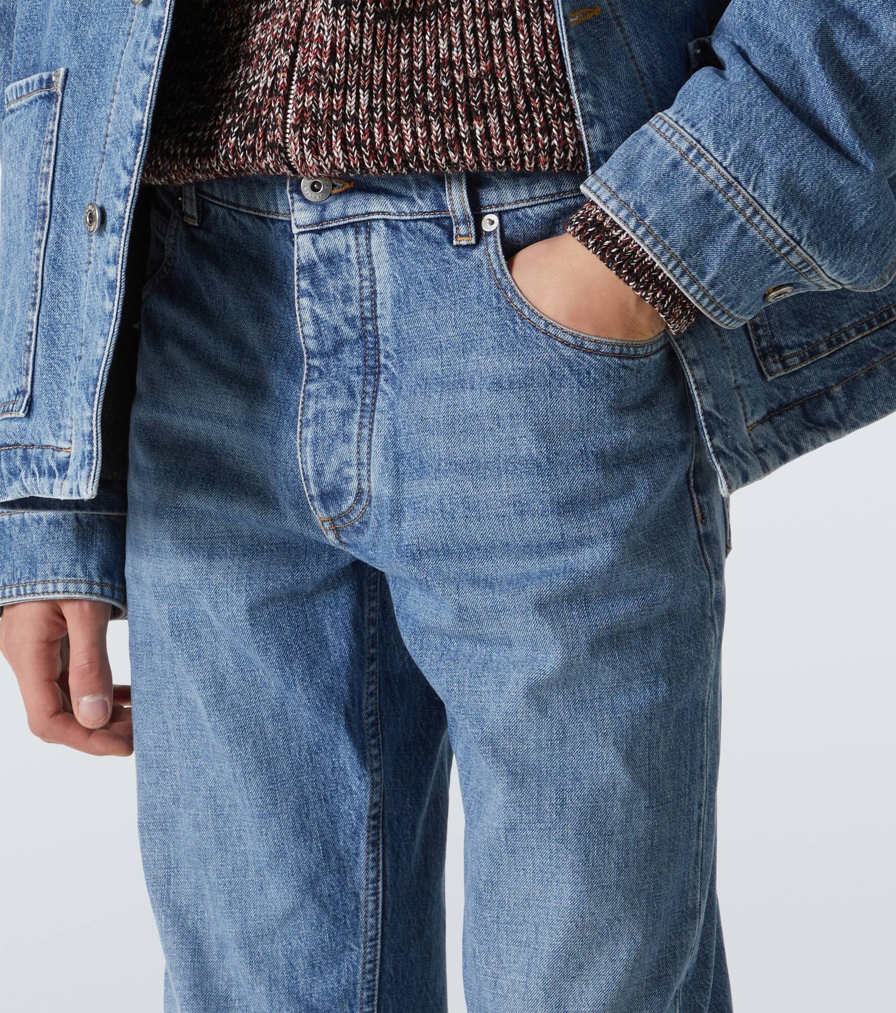Distressed straight jeans - 5