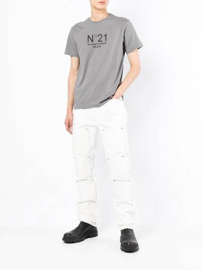 N°21 logo-print T-shirt outlook