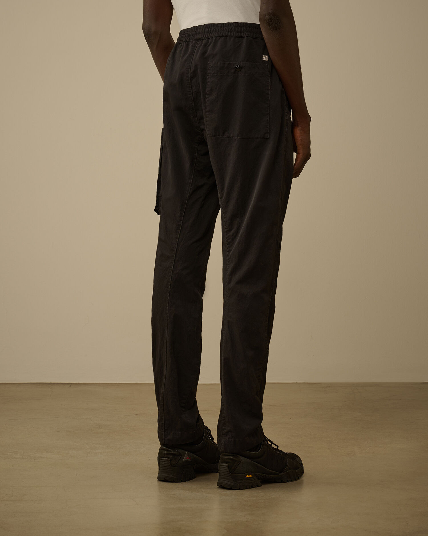 Diagonal Flatt Nylon Regular Cargo Pants - 4