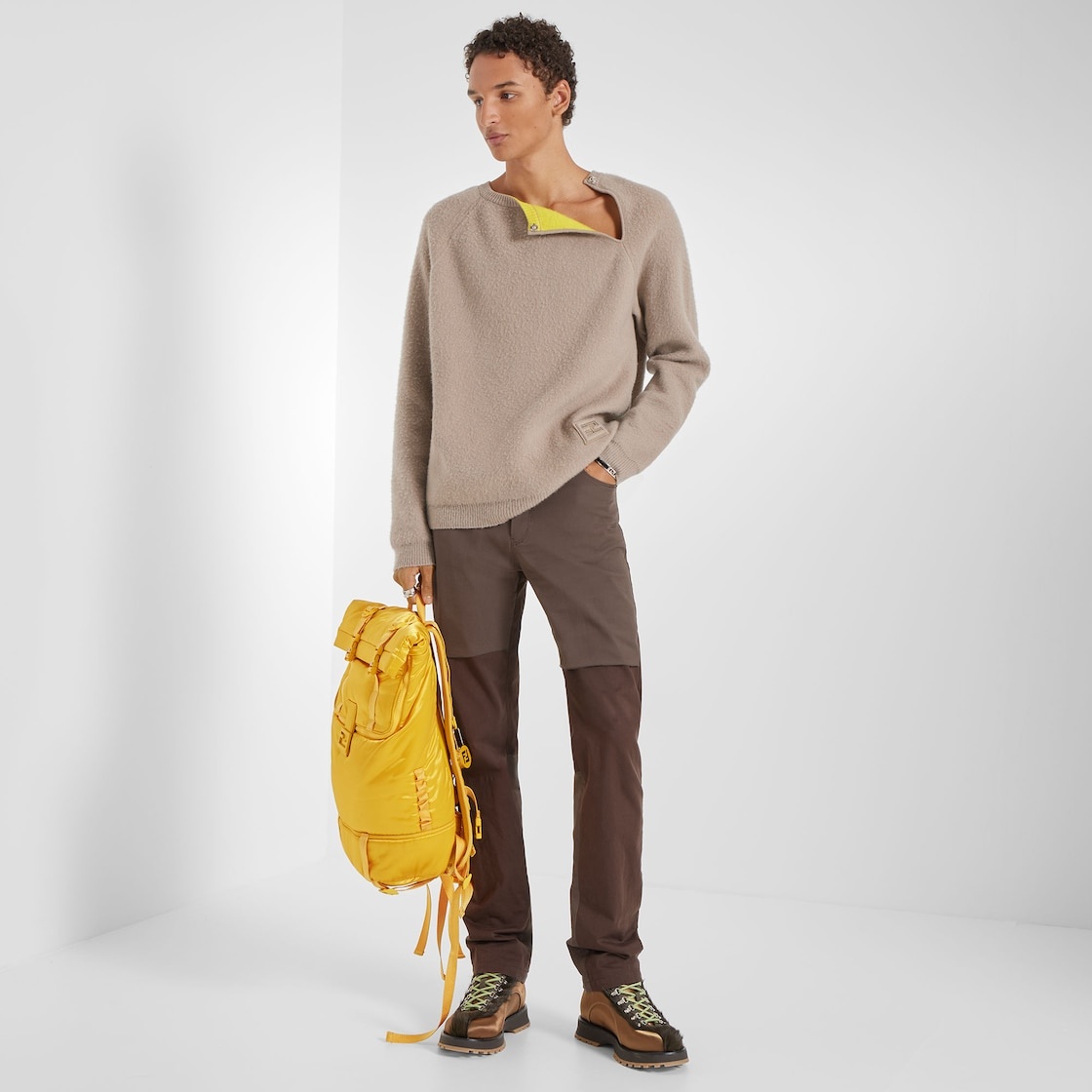 Beige cashmere sweater - 4