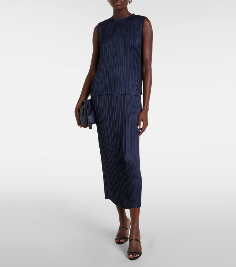 Vince Pleated top outlook