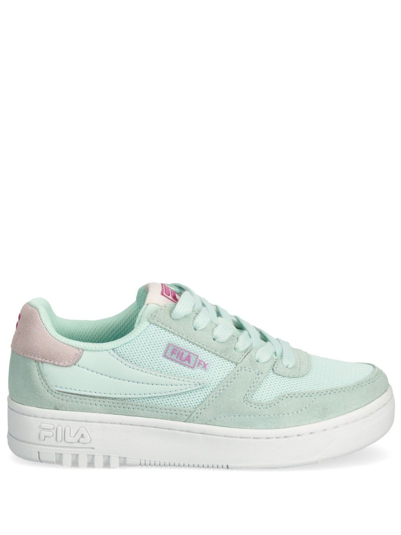 logo-patch sneakers 1