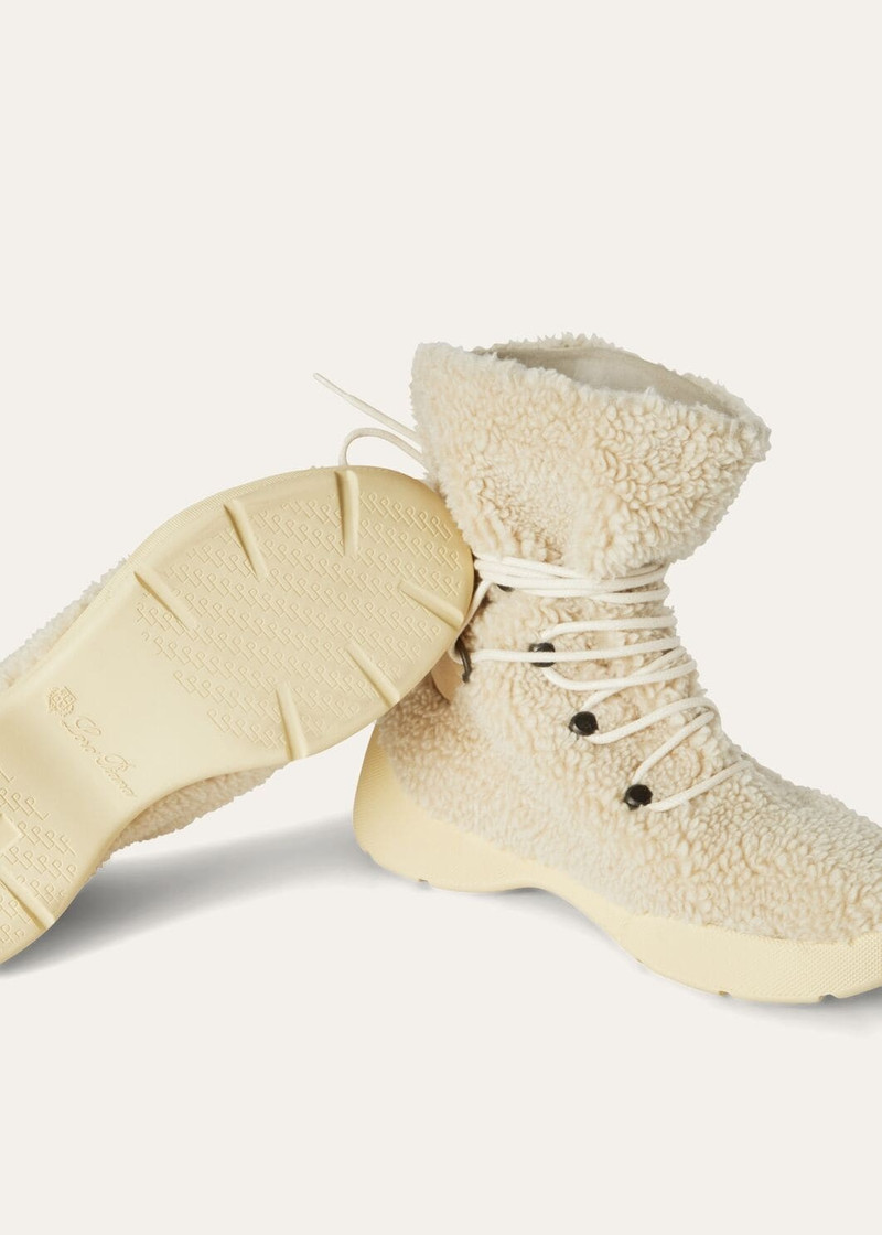 Trace Hiking Boots 5