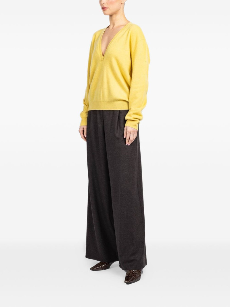 Johnny V-neck sweater 3