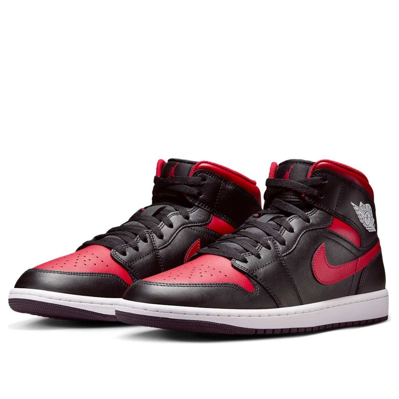 Air Jordan 1 Mid 'Bred' DQ8426-067 - 3