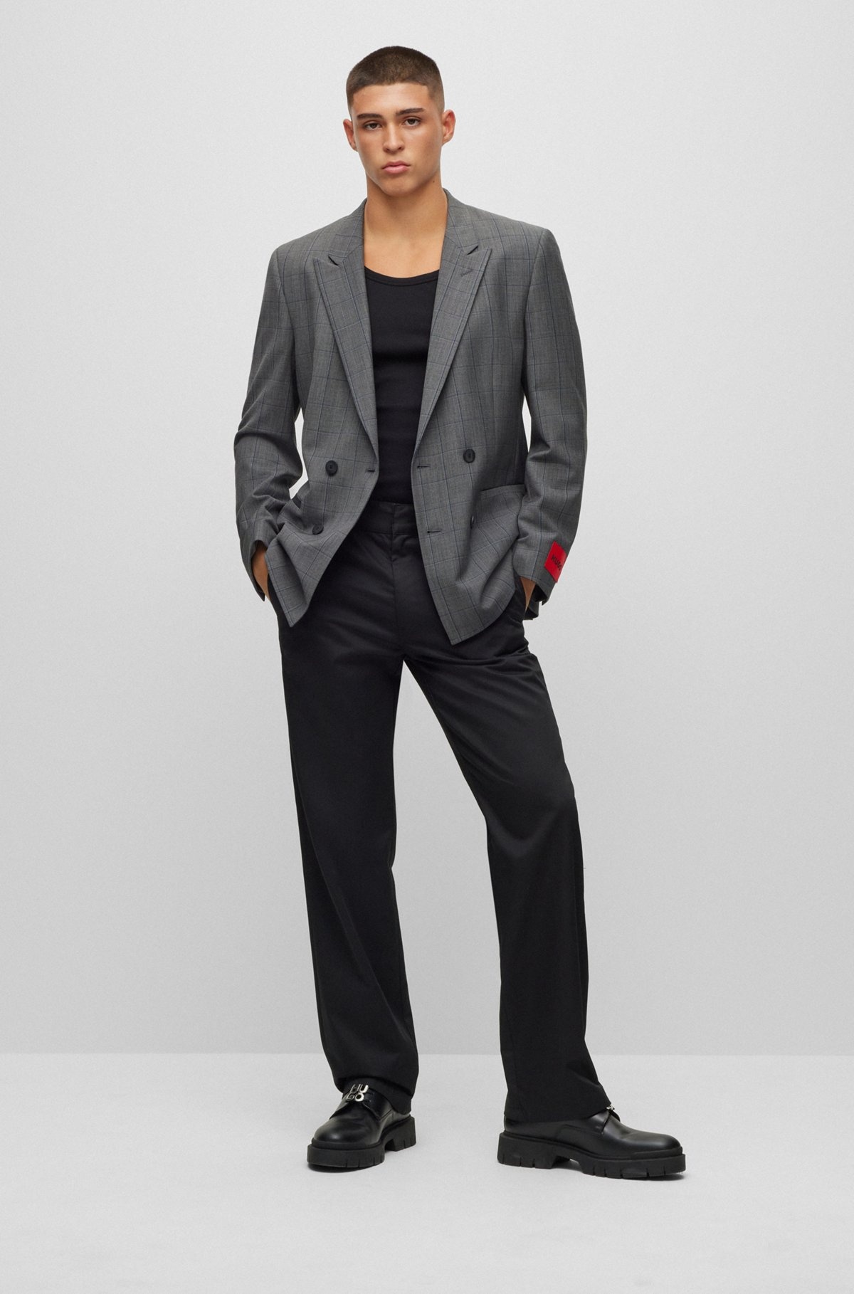SLIM-FIT JACKET IN A PERFORMANCE-STRETCH WOOL BLEND - 3