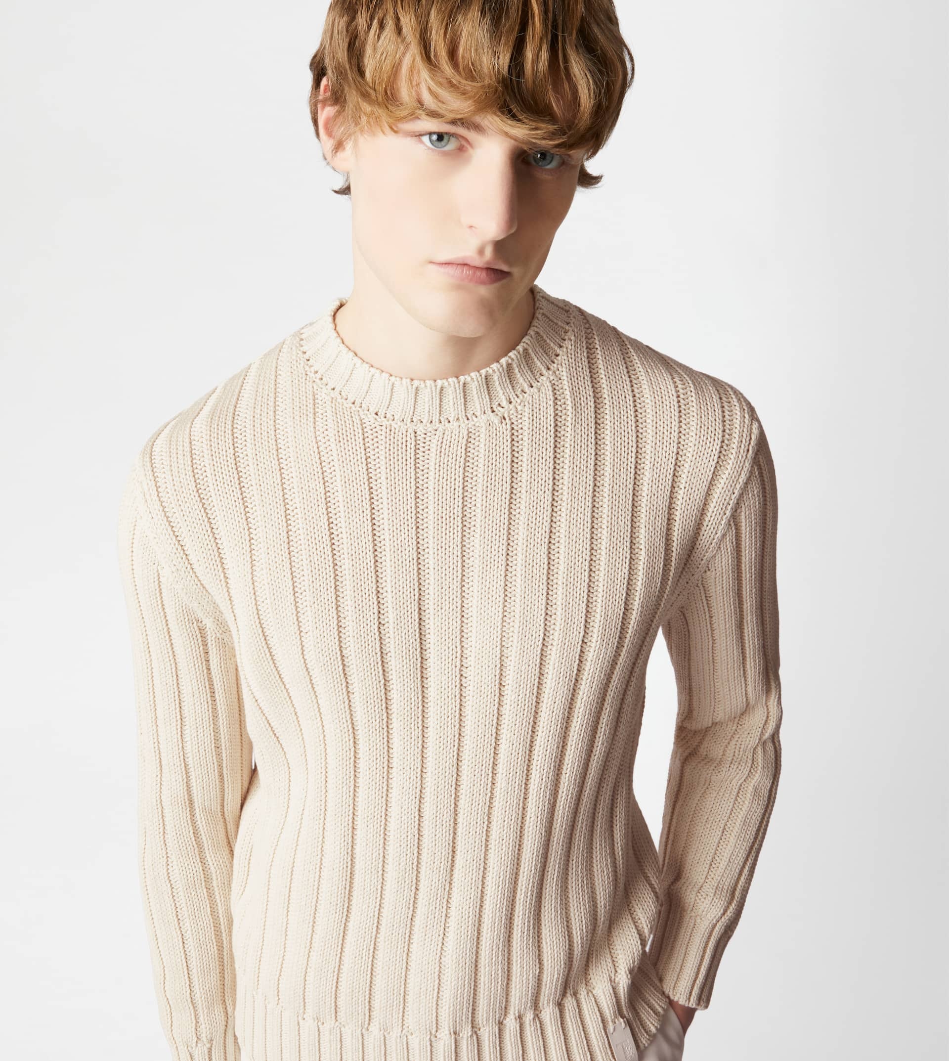 ROUND-NECK PULLOVER - WHITE - 7