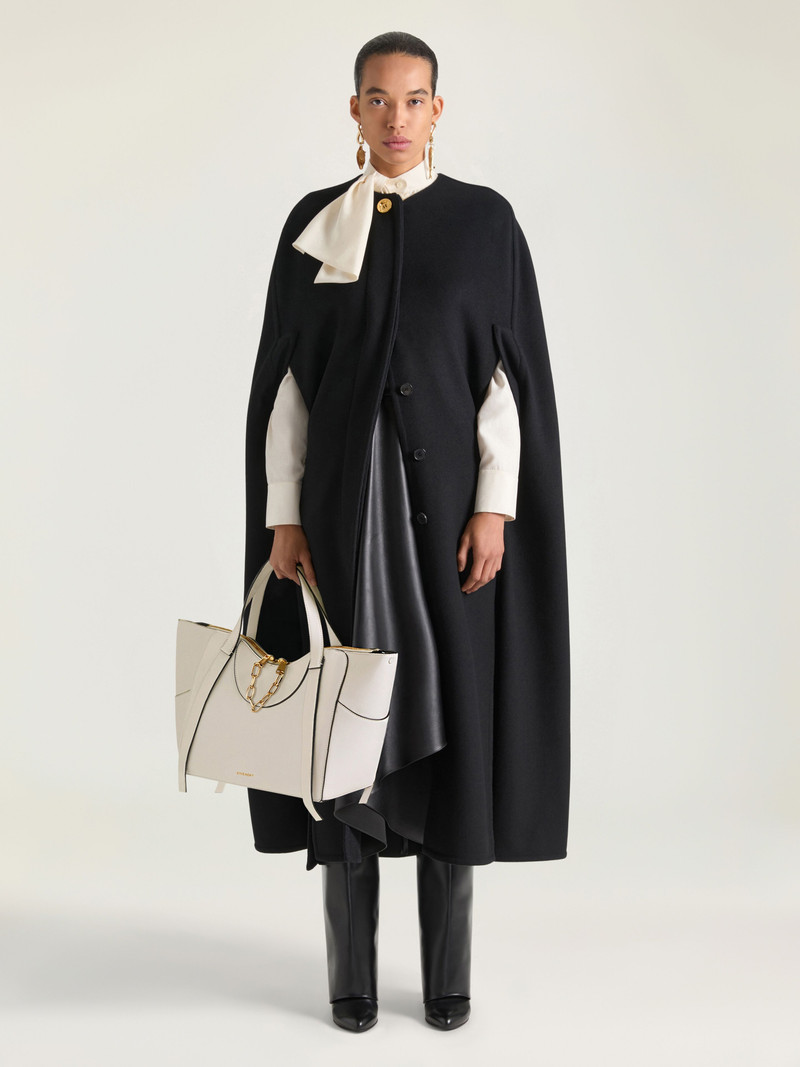 Givenchy LARGE THE SNATCH BAG IN GRAINED LEATHER outlook