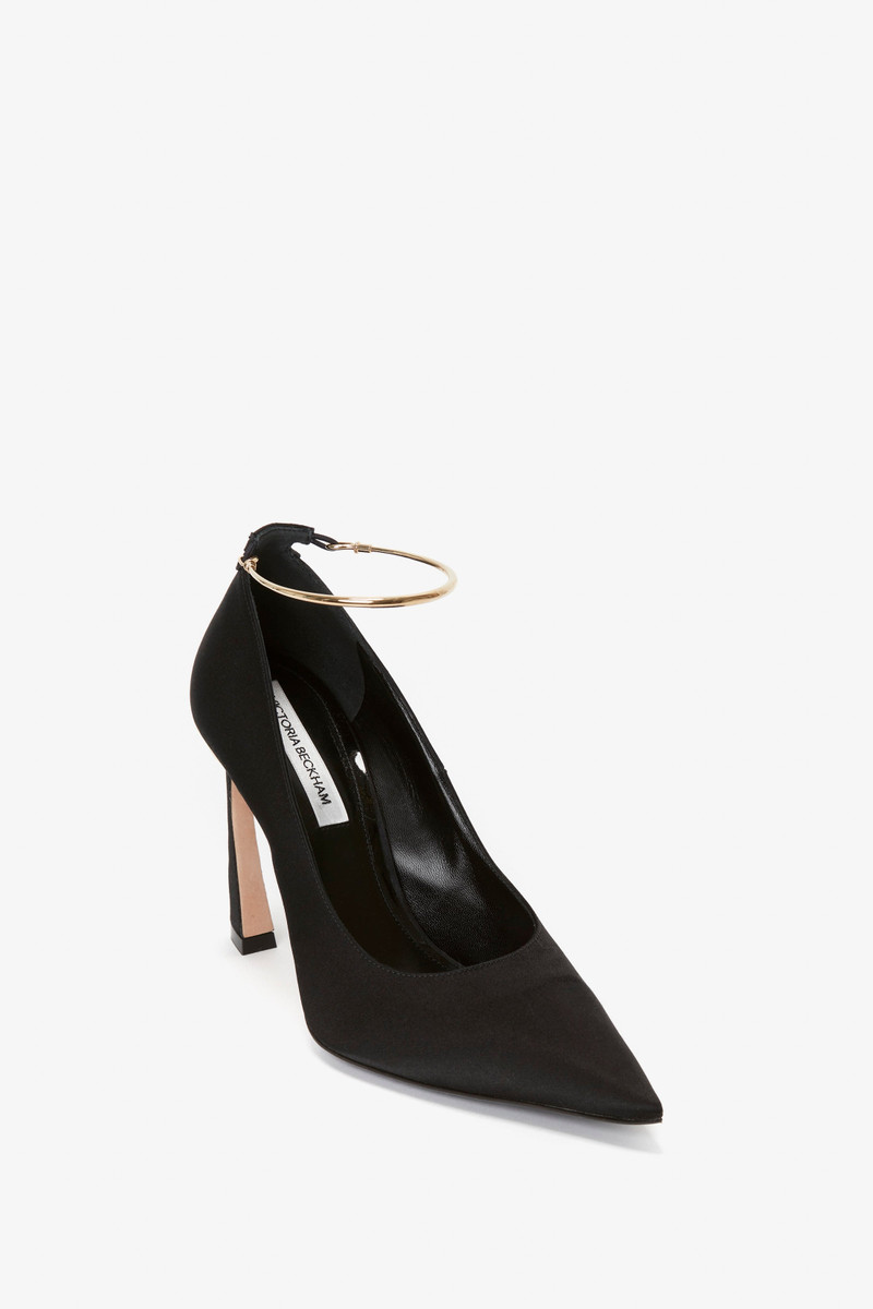 Victoria Beckham Pointy Toe Pump in Black Satin outlook