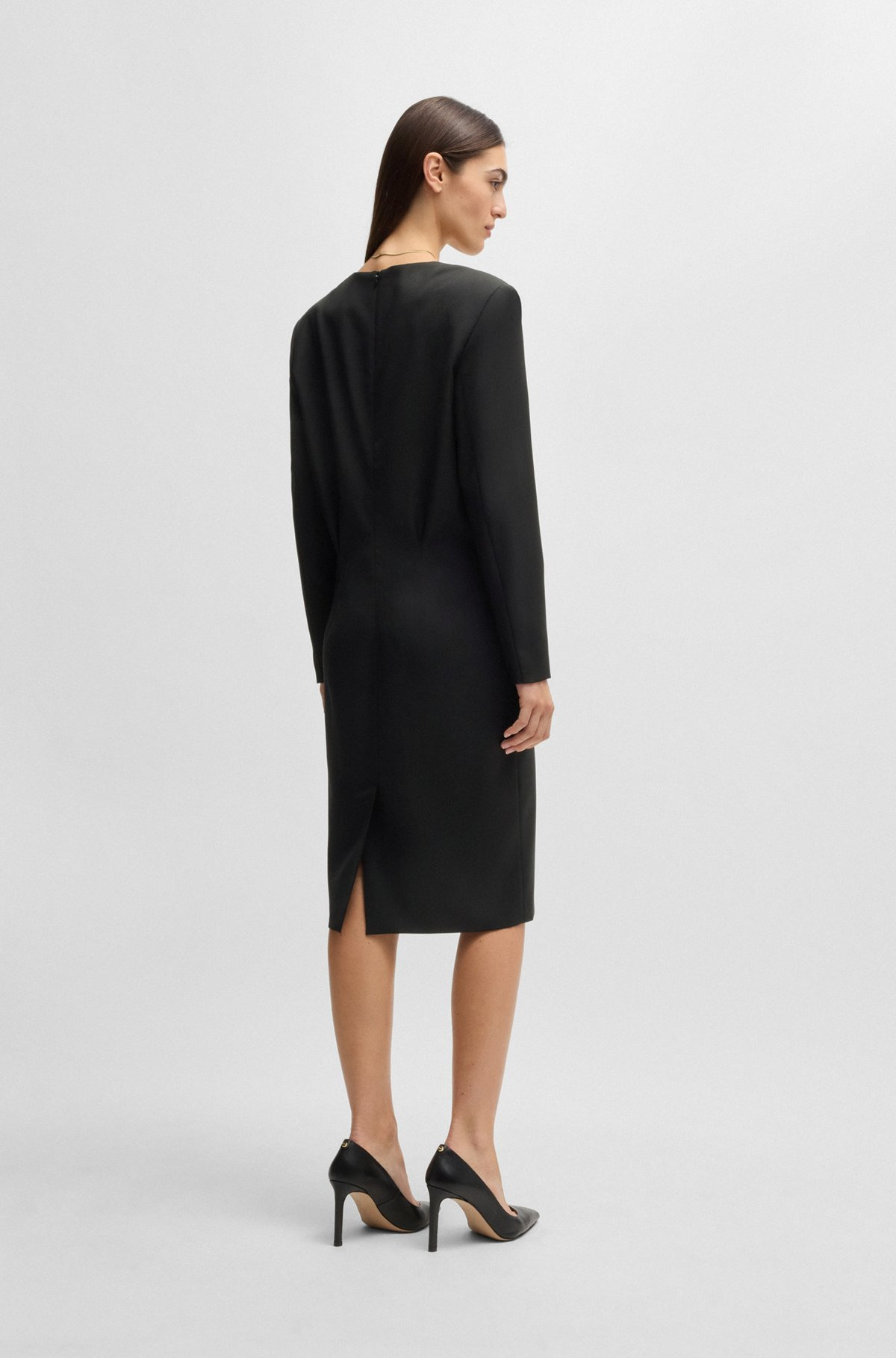 TAILORED V-NECK DRESS WITH FLAP POCKETS IN RELAXED FIT - 4