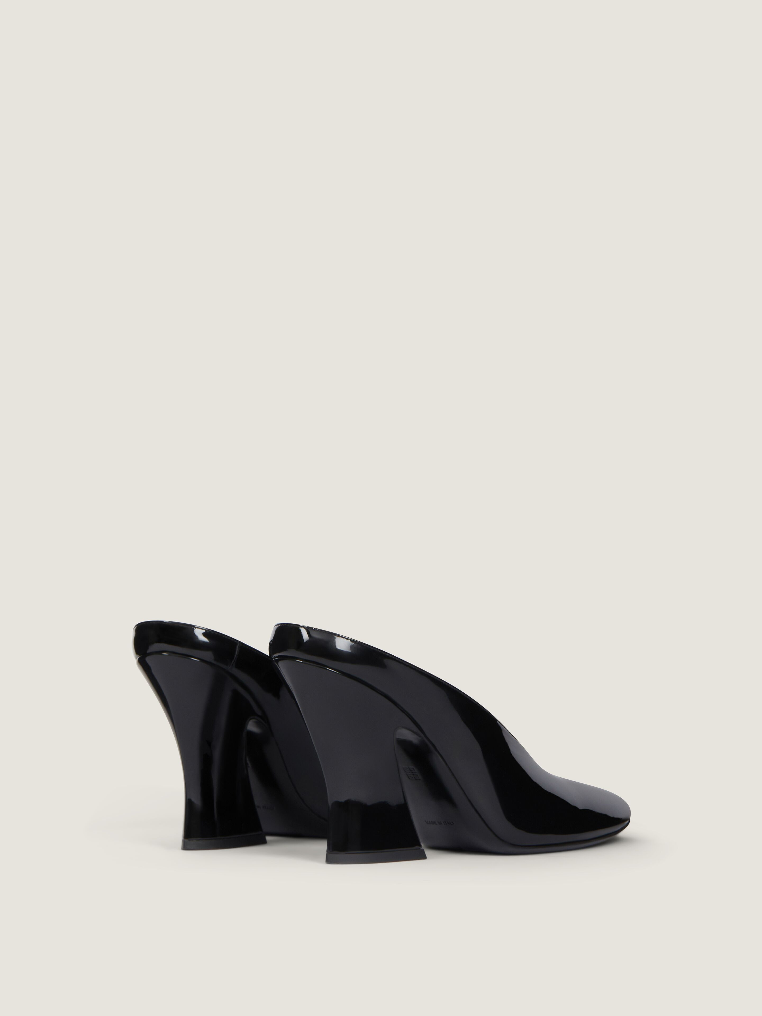 SCULPTED HEELED MULES IN PATENT LEATHER - 5
