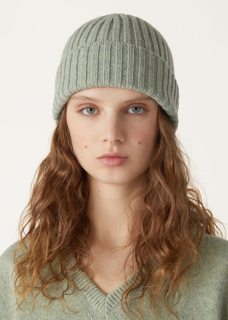 Loro Piana Loro Beanie outlook