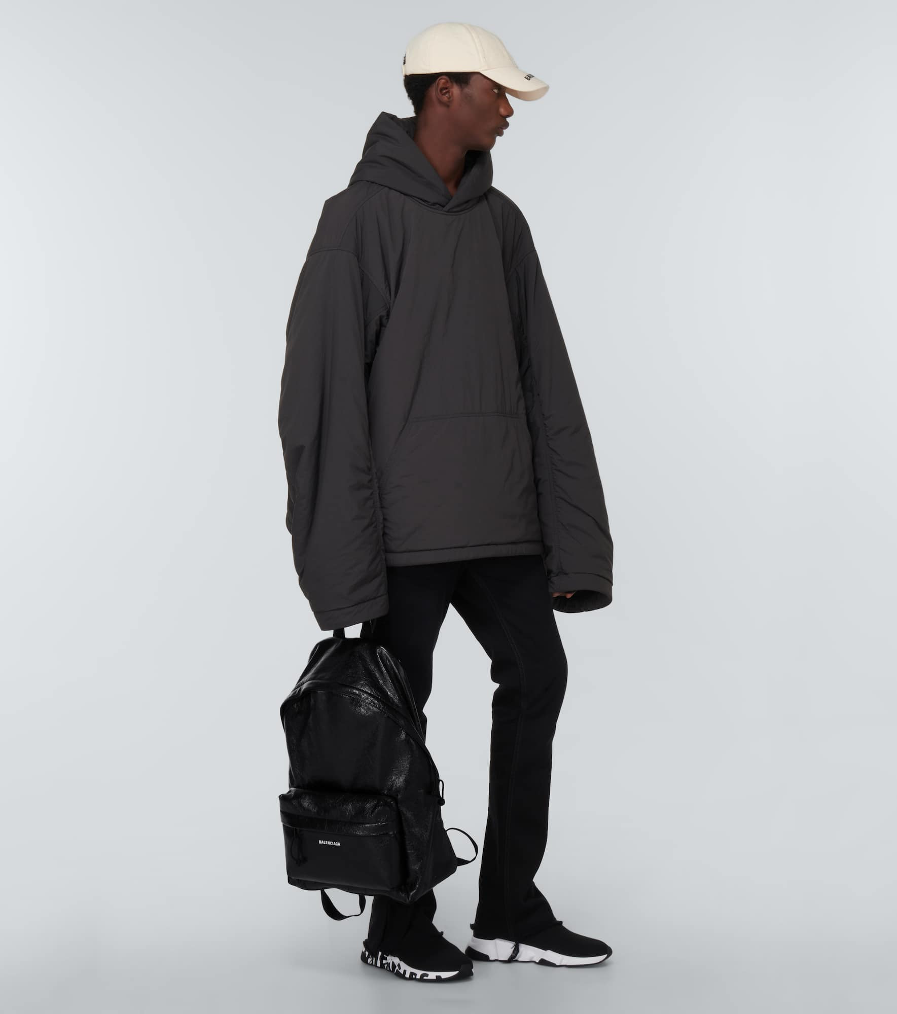 Leather backpack - 6