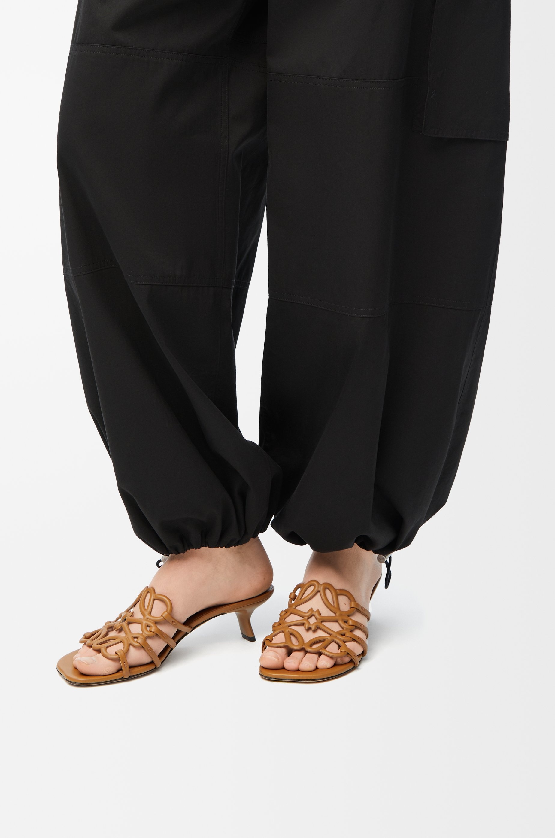 Petal Anagram slide in soft calfskin - 2