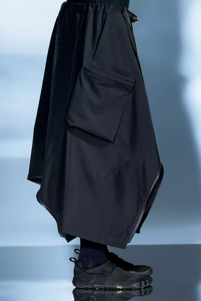 SK30-DS Convert Cargo Skirt BLACK 21