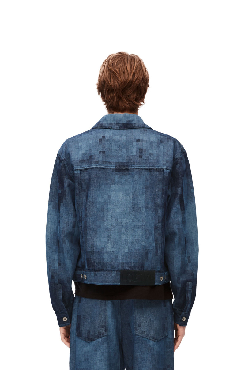 Pixelated jacket in denim 4
