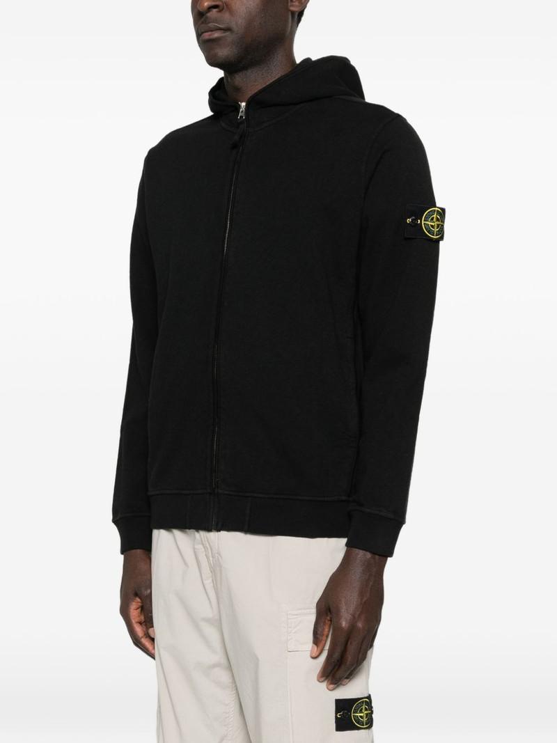 zip-fastening hoodie 3