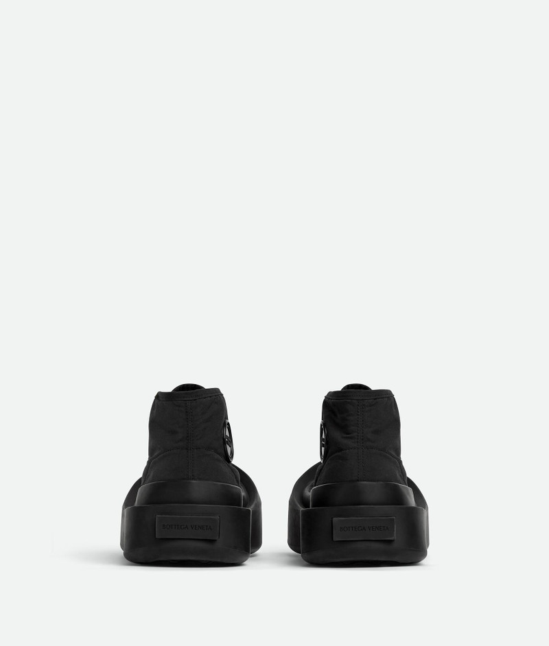 Bottega Veneta Jumbo Sneaker outlook
