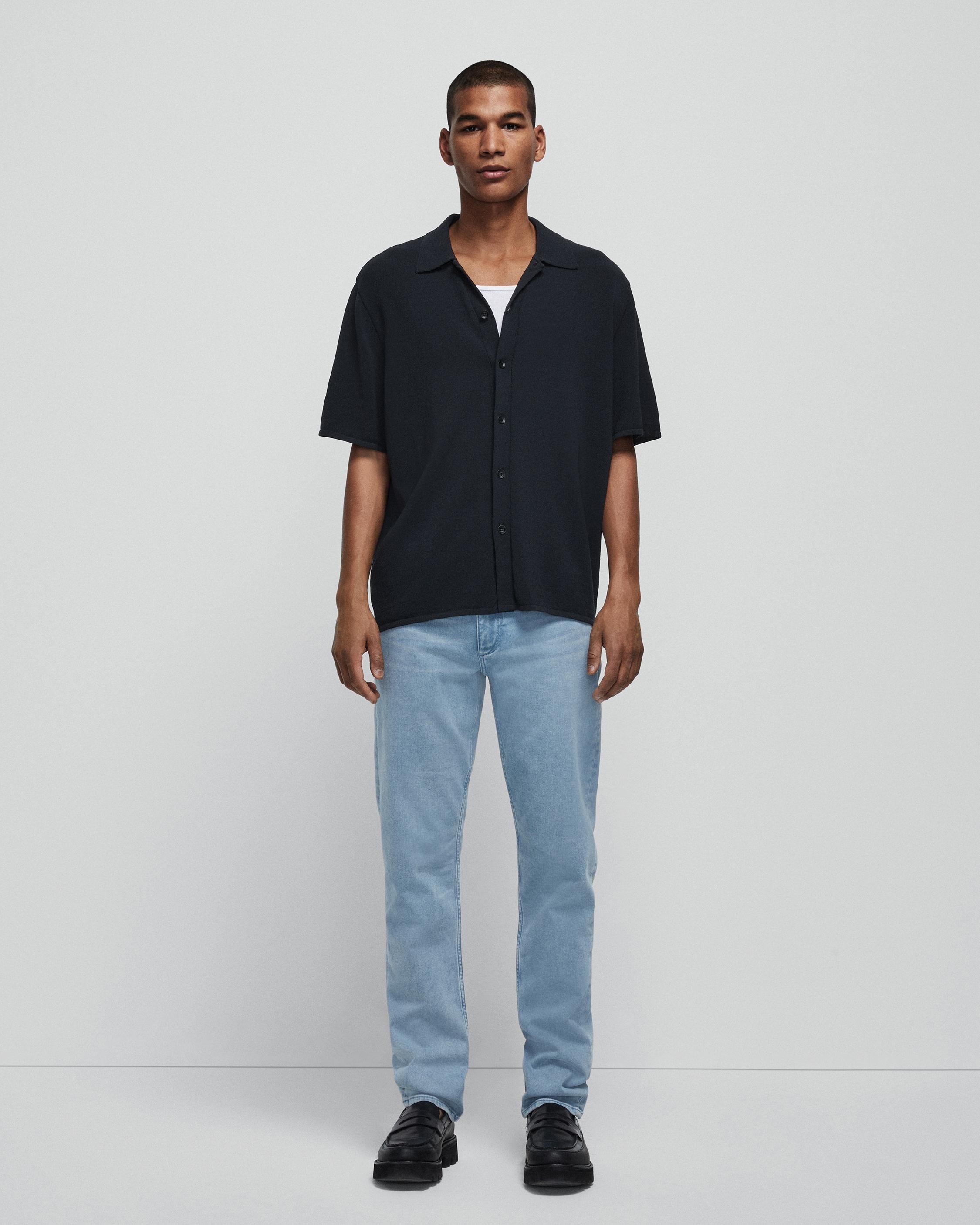 Fit 2 - Decklan
Slim Fit Light Indigo Action Loopback Jean - 2