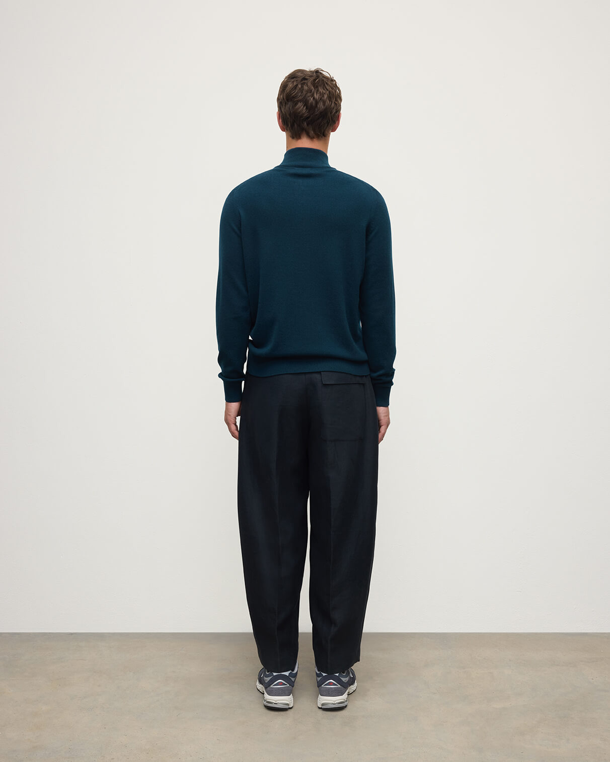 Classic Cashmere Green Zip Neck Jumper - 4