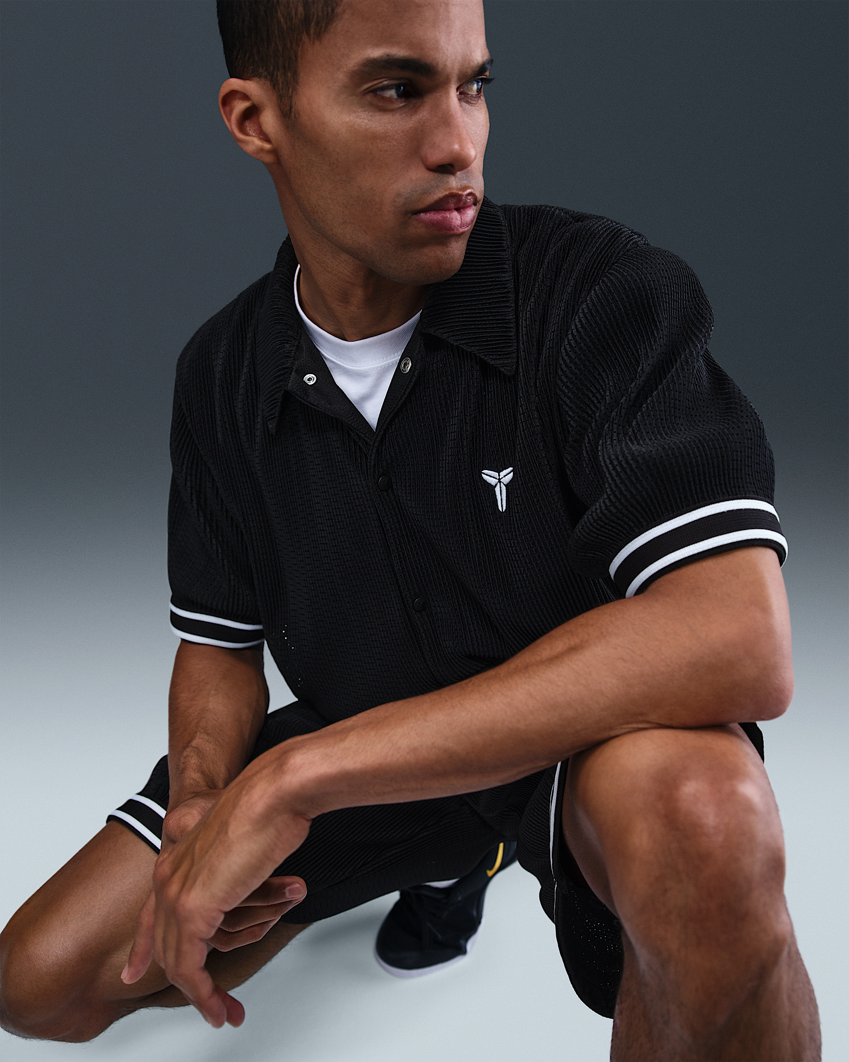 Kobe Men's Pleated Short-Sleeve Basketball Top - 3