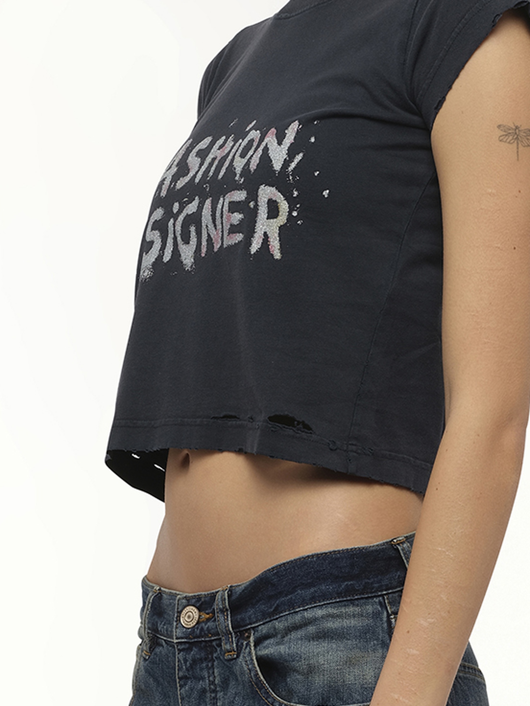 Shrunk T-Shirt in Faded Washed Black - 3