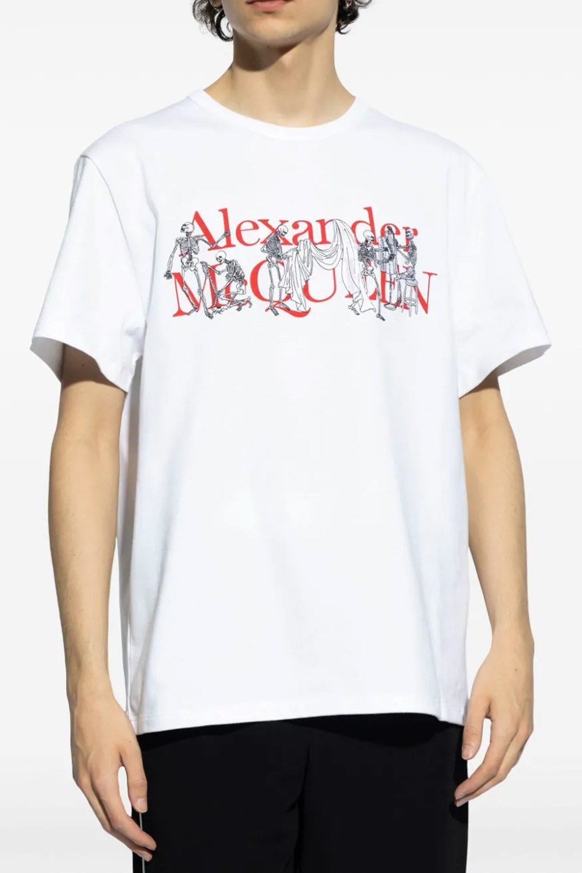 ★alexander mcqueen★ Logo embroidered short sleeve t-shirt Alexander McQueen logo-embroidered Cotton T-shirt | White