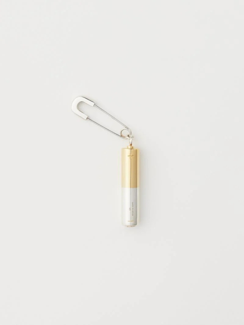 Ambush BATTERY CHARM EARRING outlook