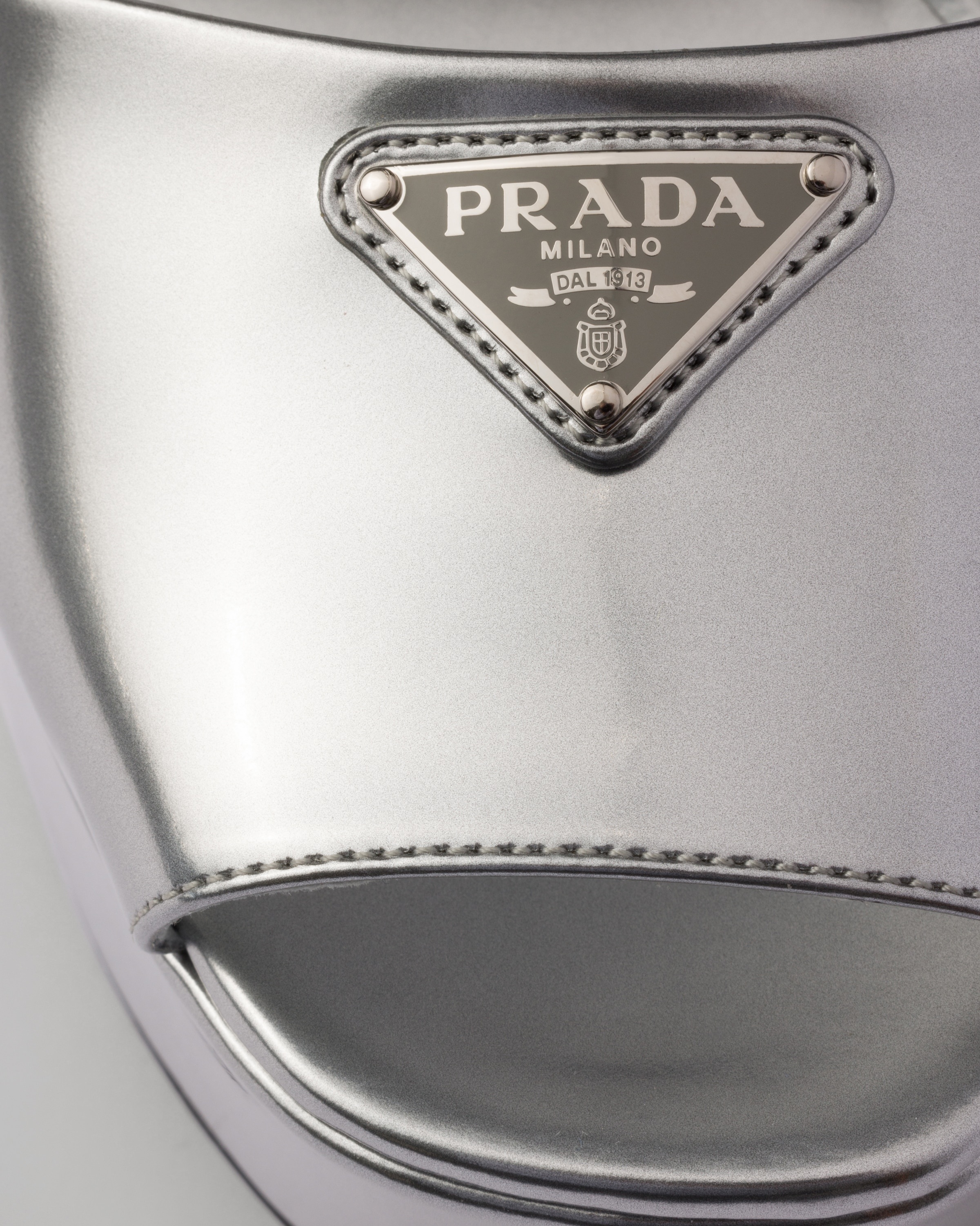 Metallic leather platform sandals - 6