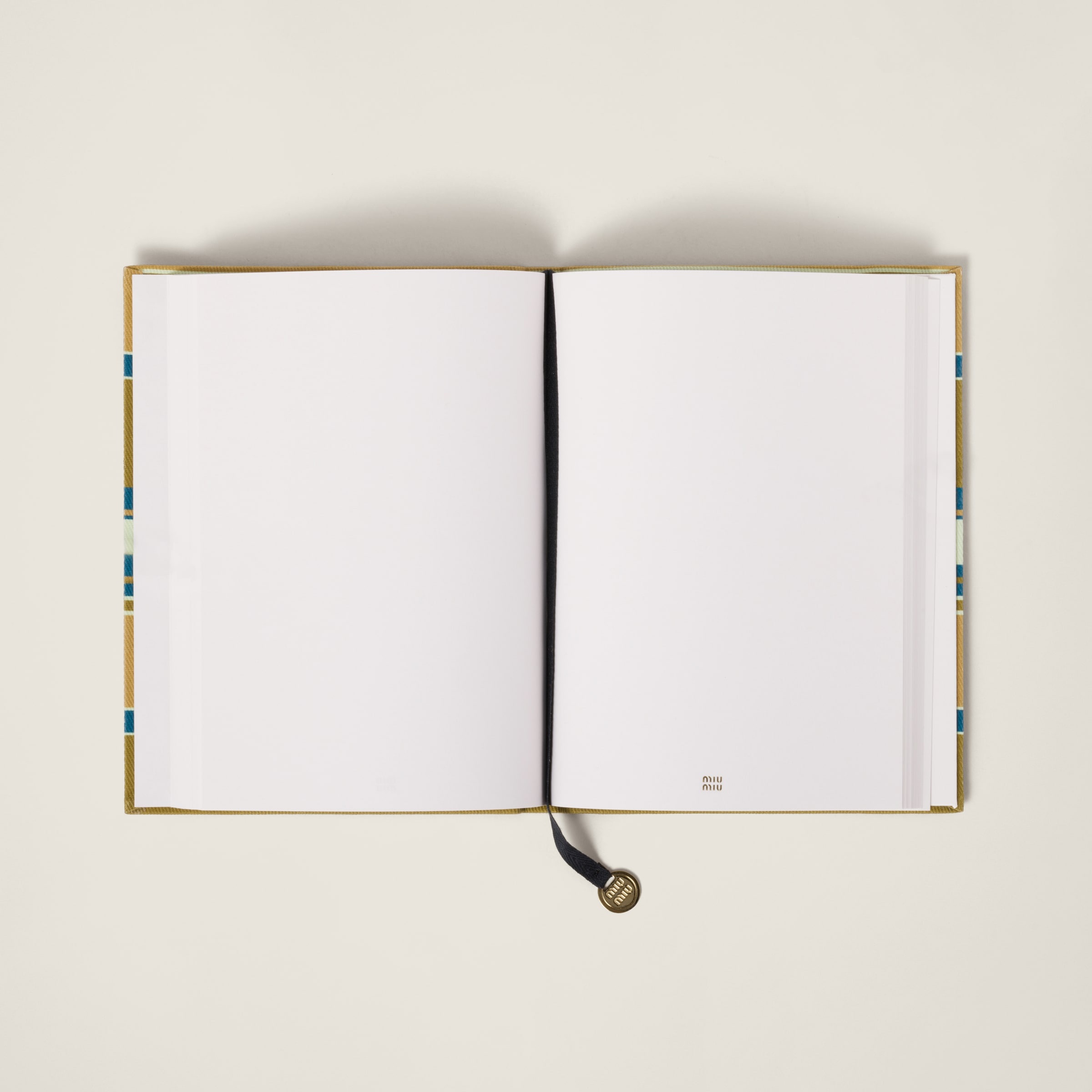 Fabric-covered agenda - 4