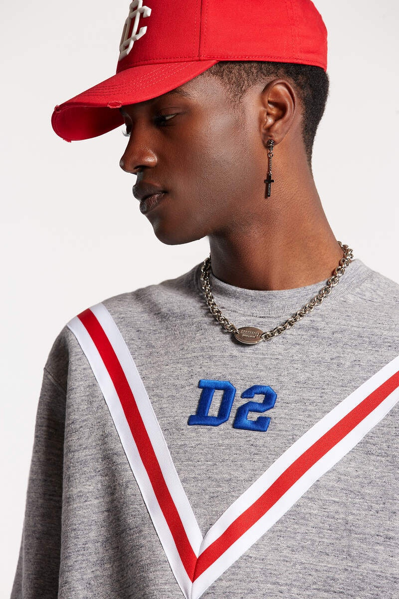 D2 COOL CREWNECK SWEATSHIRT 4